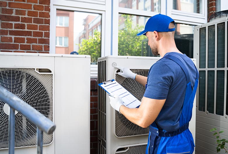 HVAC Technician Checking AC Cookeville, TN