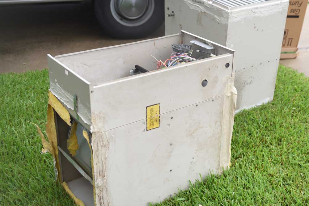 Damaged HVAC unit Cookeville, TN Damaged HVAC unit Cookeville, TN
